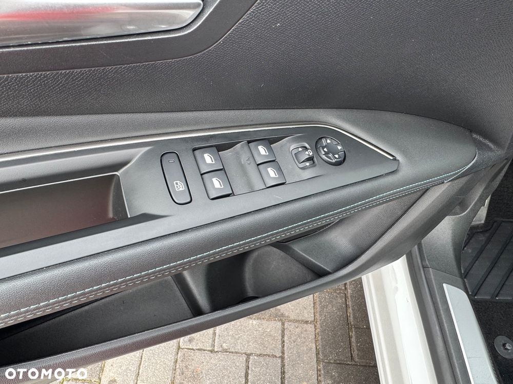 Peugeot 3008 BlueHDi 130 Stop & Start Allure Pack - 14