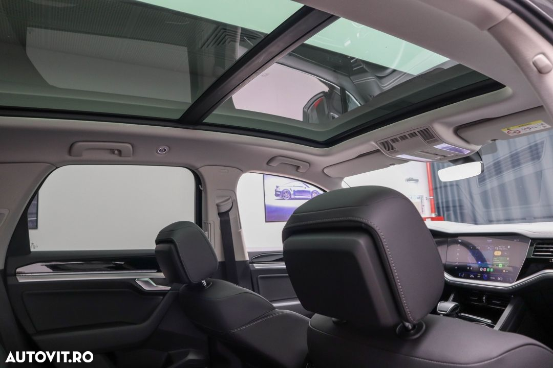 Volkswagen Touareg 3.0 V6 e-Hybrid 4Motion Aut. Elegance - 6