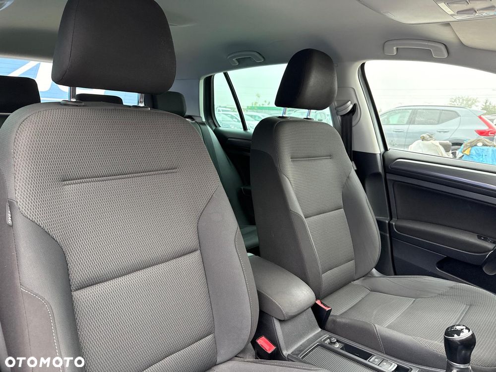 Volkswagen Golf 1.0 TSI OPF Trendline - 18