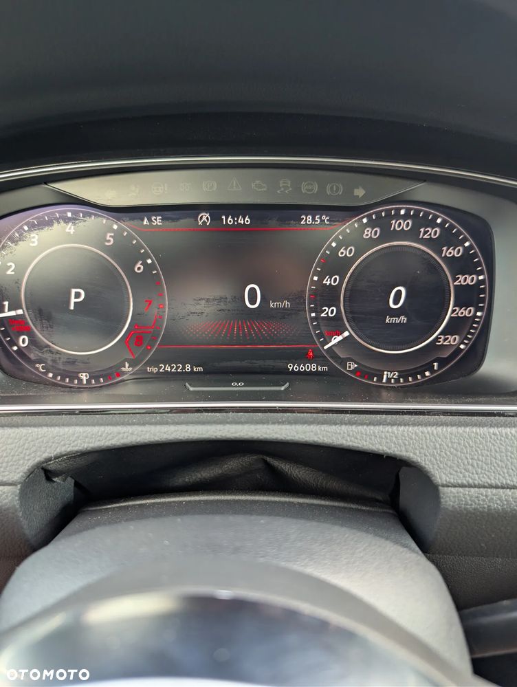 Volkswagen Golf GTI Performance BlueMotion Technology DSG - 29