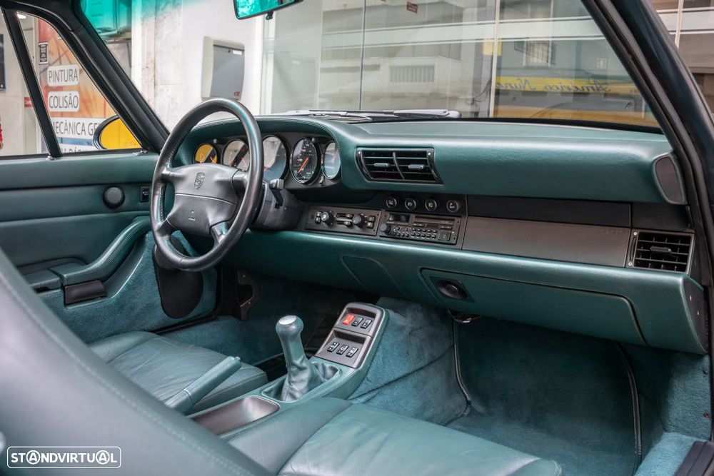Porsche 911 (993) Coupé 3.6 Carrera 4 - 21
