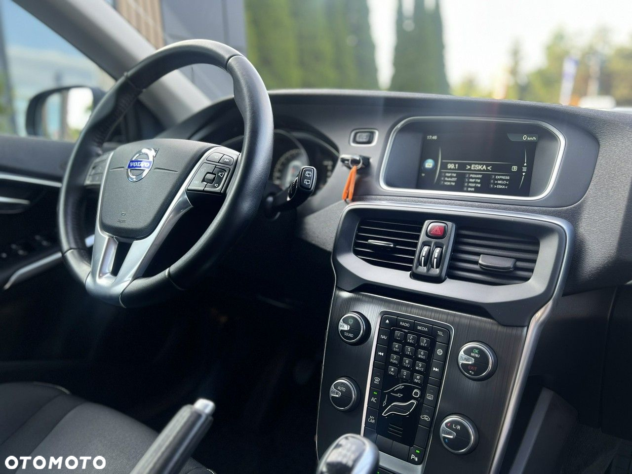 Volvo V40 D2 Drive-E Base - 25