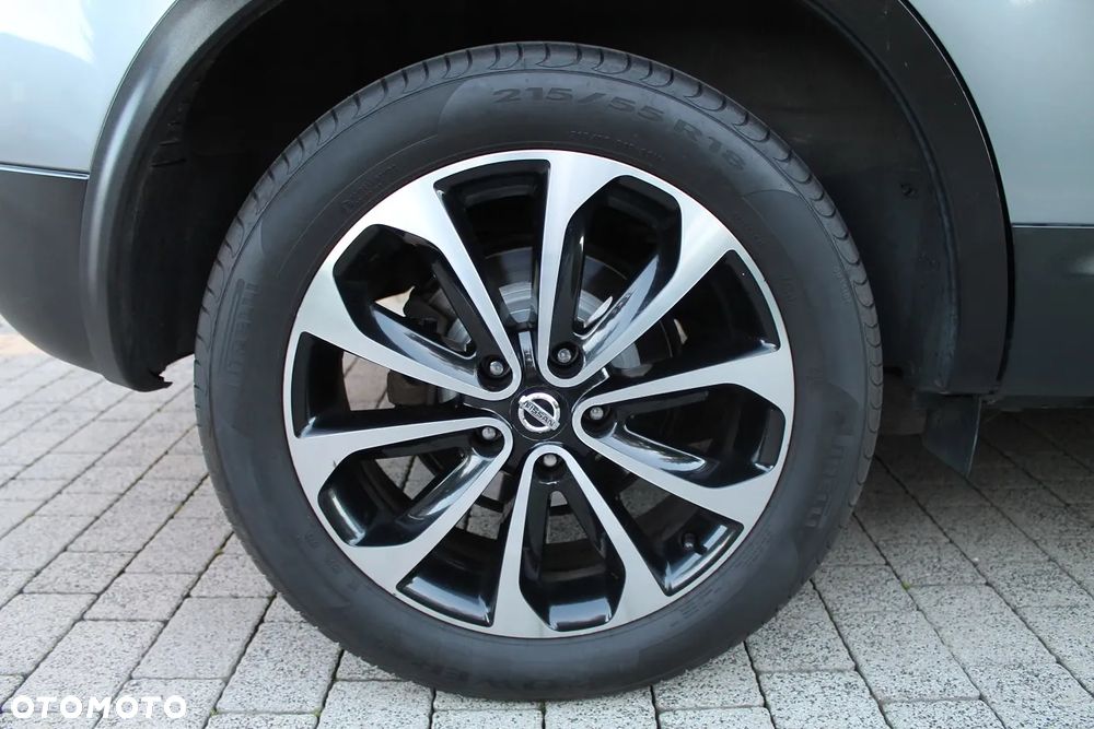 Nissan Qashqai 2.0 dCi Tekna - 31