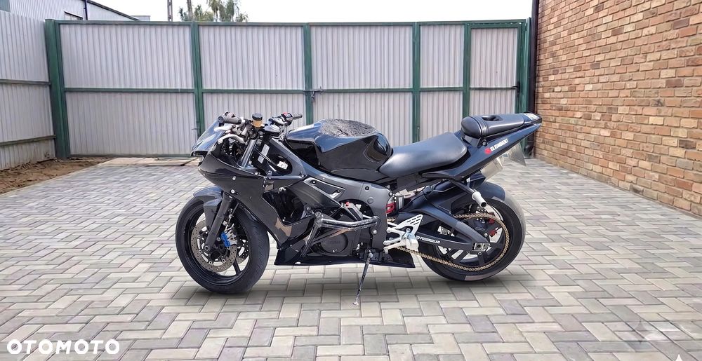 Yamaha R6 - 11