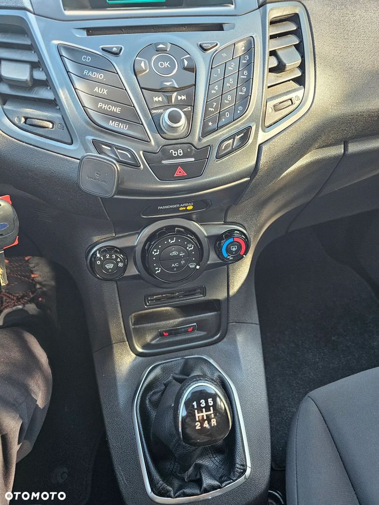 Ford Fiesta 1.25 Trend EU5 - 14