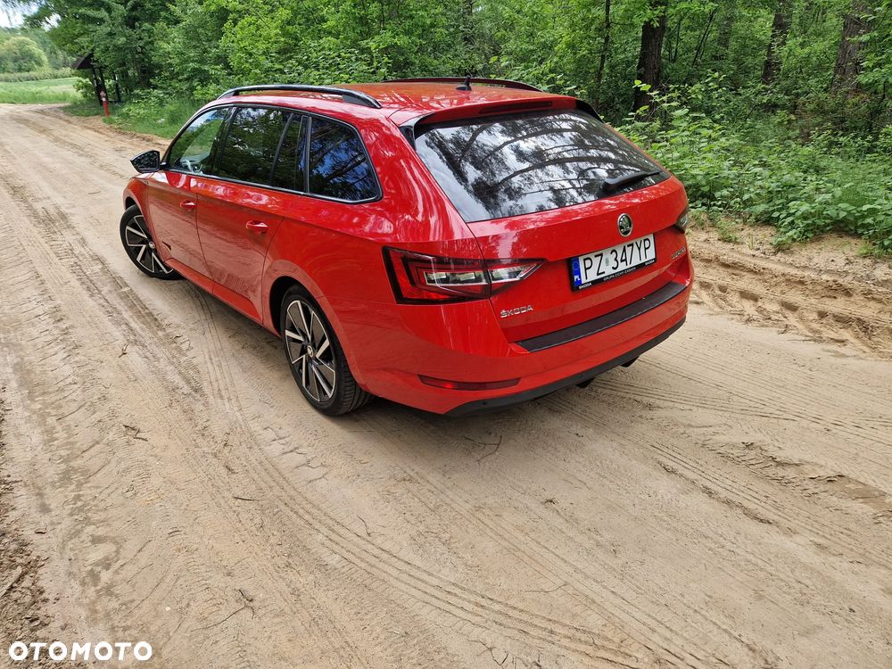 Skoda Superb 2.0 TDI 4x4 Style DSG - 2