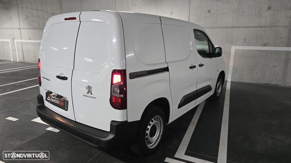 Peugeot Partner 1.5 HDI PRO STANDARD - 10