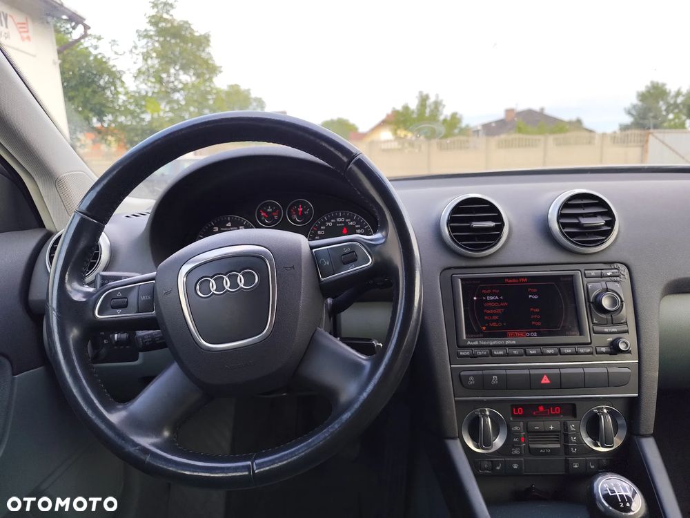 Audi A3 Sportback 1.4 TFSI Ambiente - 9