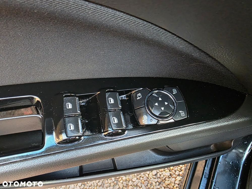 Ford Mondeo 2.0 TDCi Titanium - 26