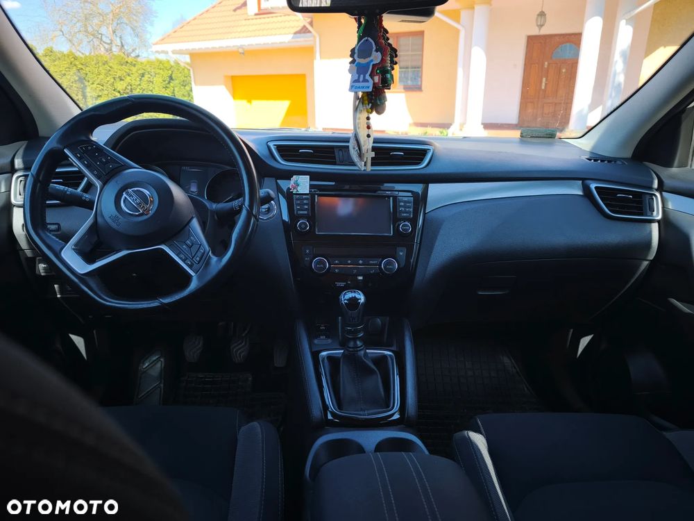 Nissan Qashqai 1.6 DCi 4x4 N-Connecta - 18