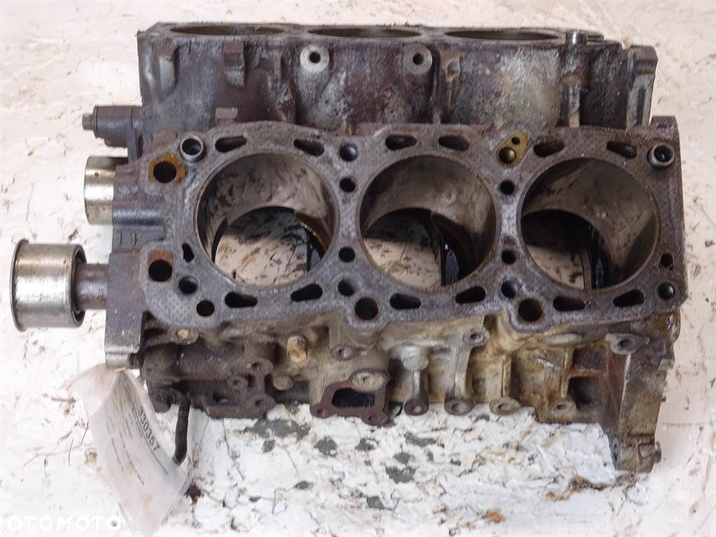 BLOK SILNIKA - 391.00 PLN - MITSUBISHI L200 / TRITON (KA_T, KB_T) 2004 - 2016 2.5 DI-D 4WD (KB4T) - 3