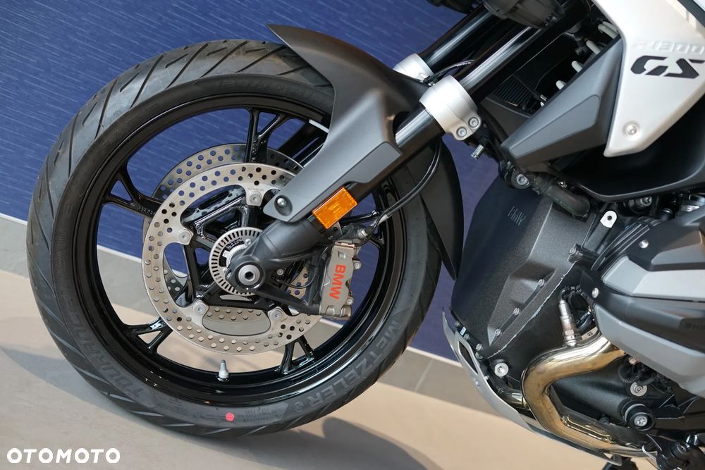 BMW R - 12