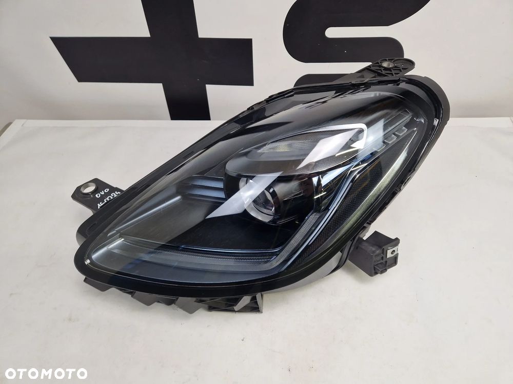 Lewy reflektor lampa przód LED MASERATI GRECALE
