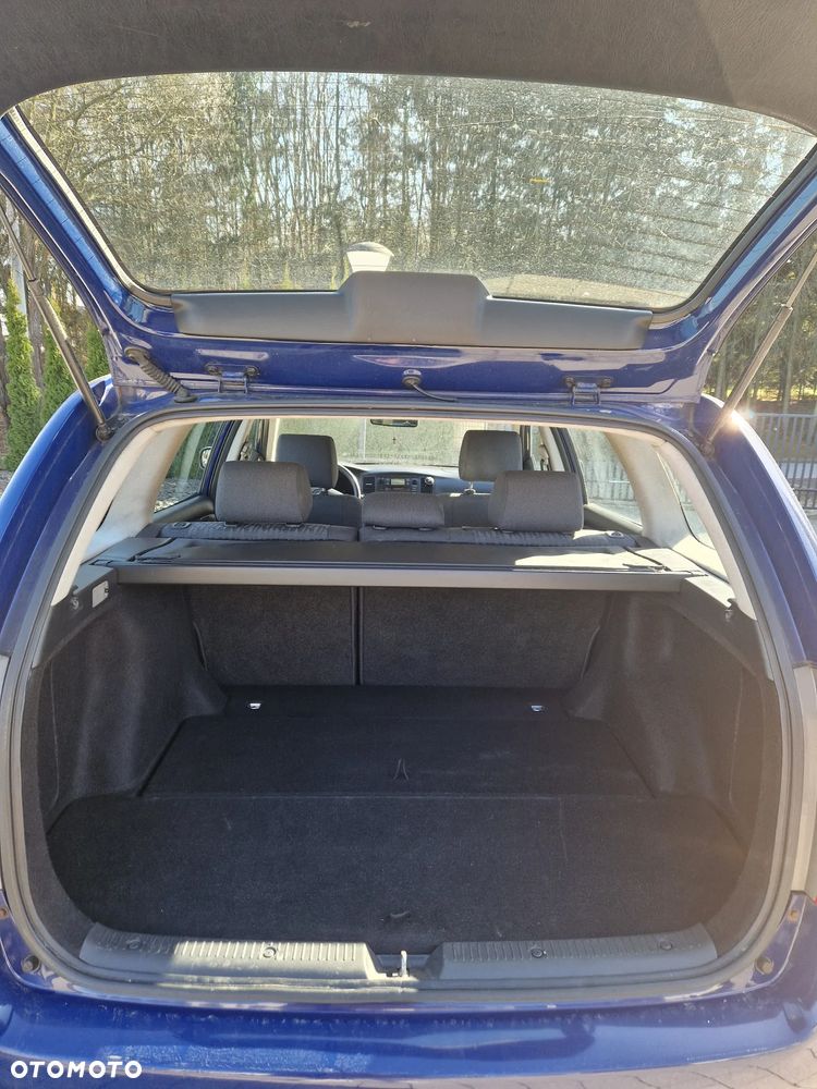 Toyota Corolla 1.4 Combi - 16