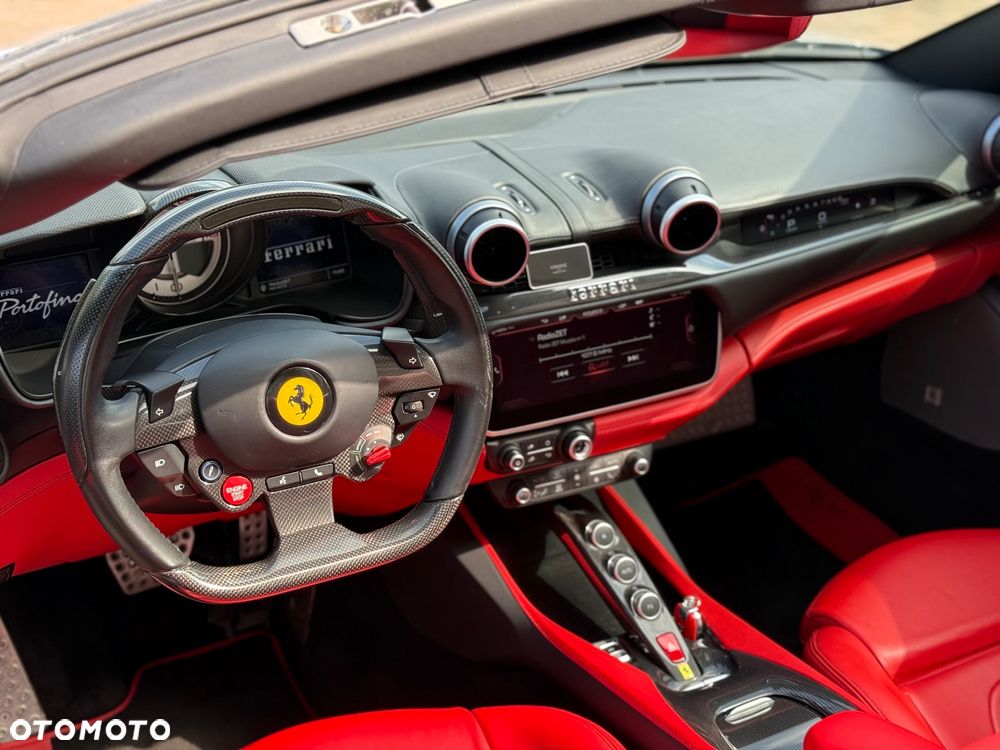 Ferrari Portofino - 25
