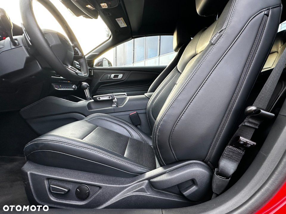 Ford Mustang - 15