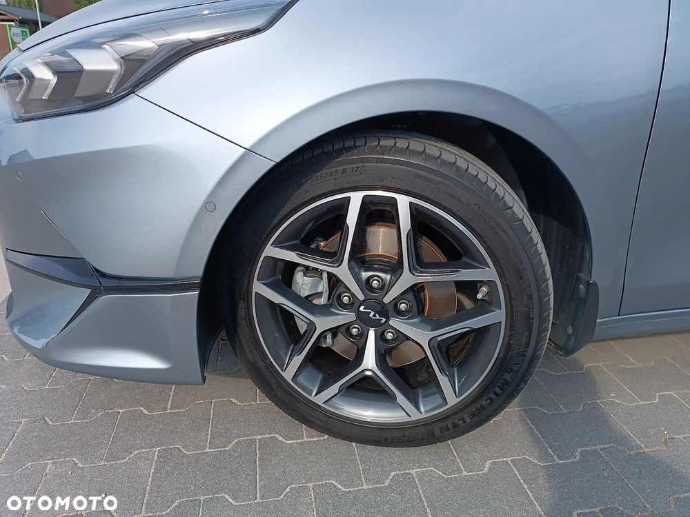 Kia Ceed 1.5 T-GDI L Business Line Plus DCT - 7