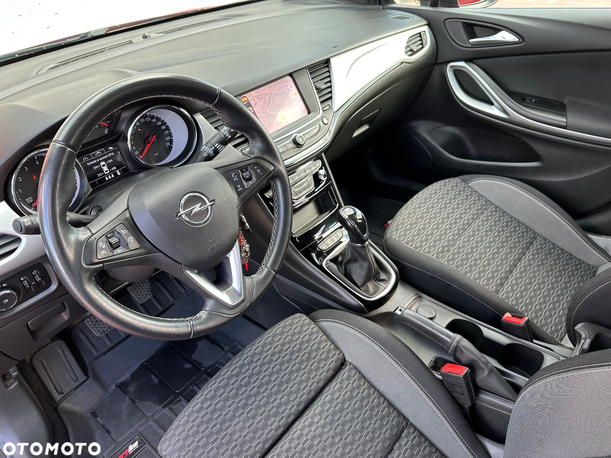 Opel Astra V 1.2 T GS Line S&S - 11