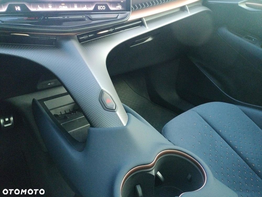 Cupra Tavascan 82kWh 4Drive VZ - 15