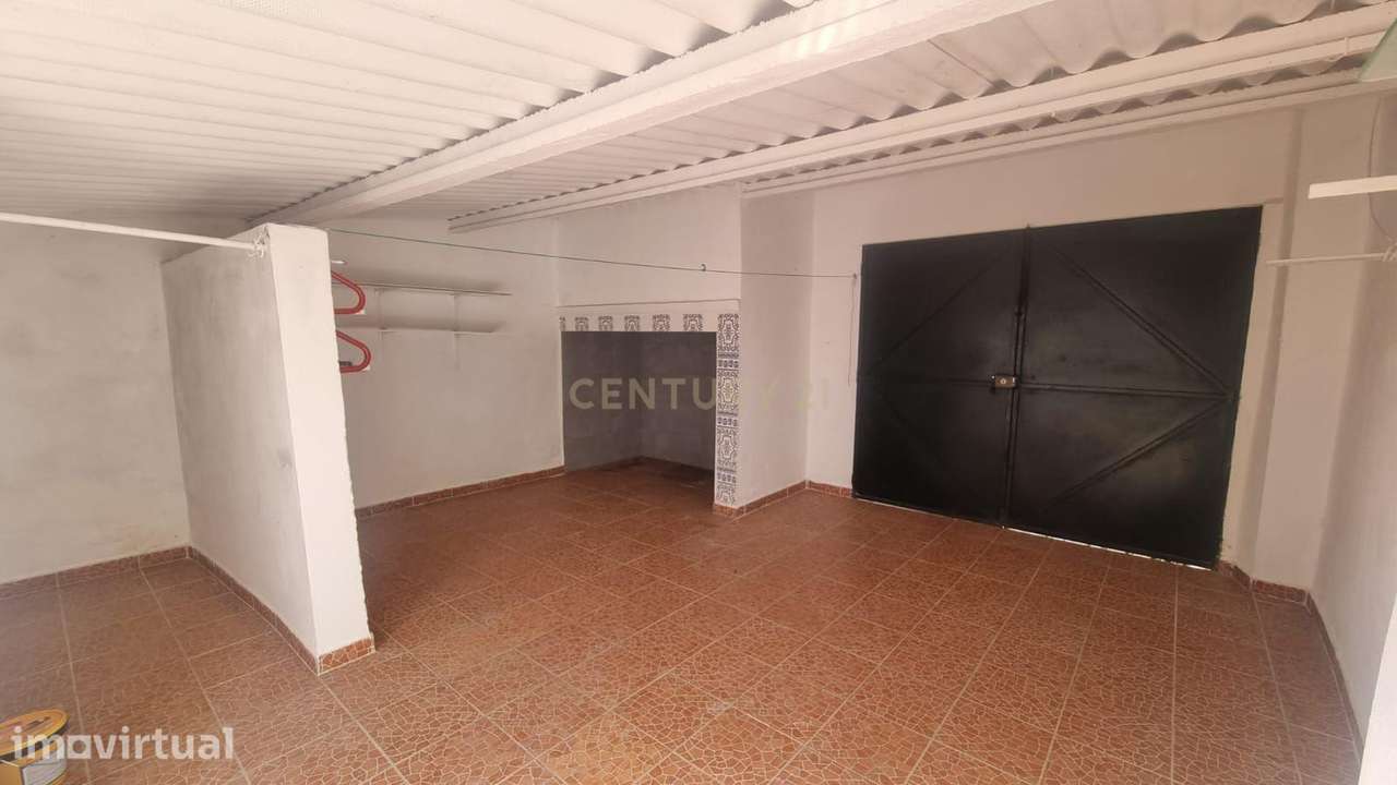 Moradia T2 em Montoito bom estado de conservação pronta habitar - Grande imagem: 2/8
