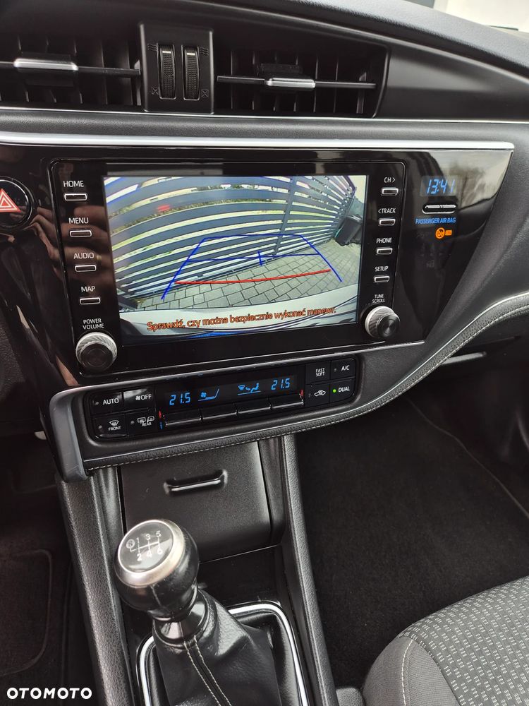 Toyota Corolla 1.6 Executive - 11