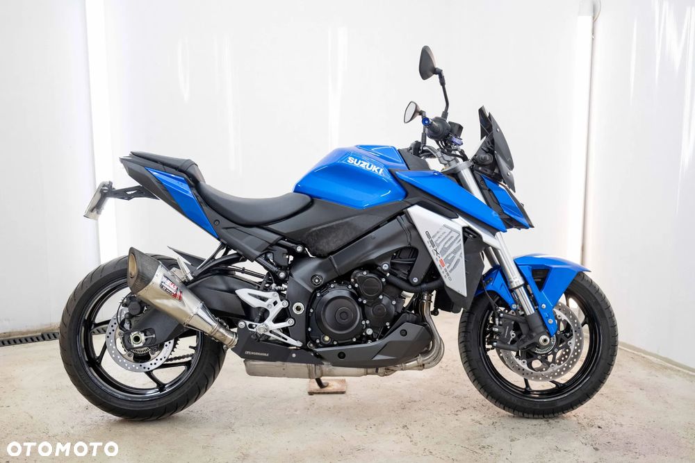 Suzuki GSX - 5