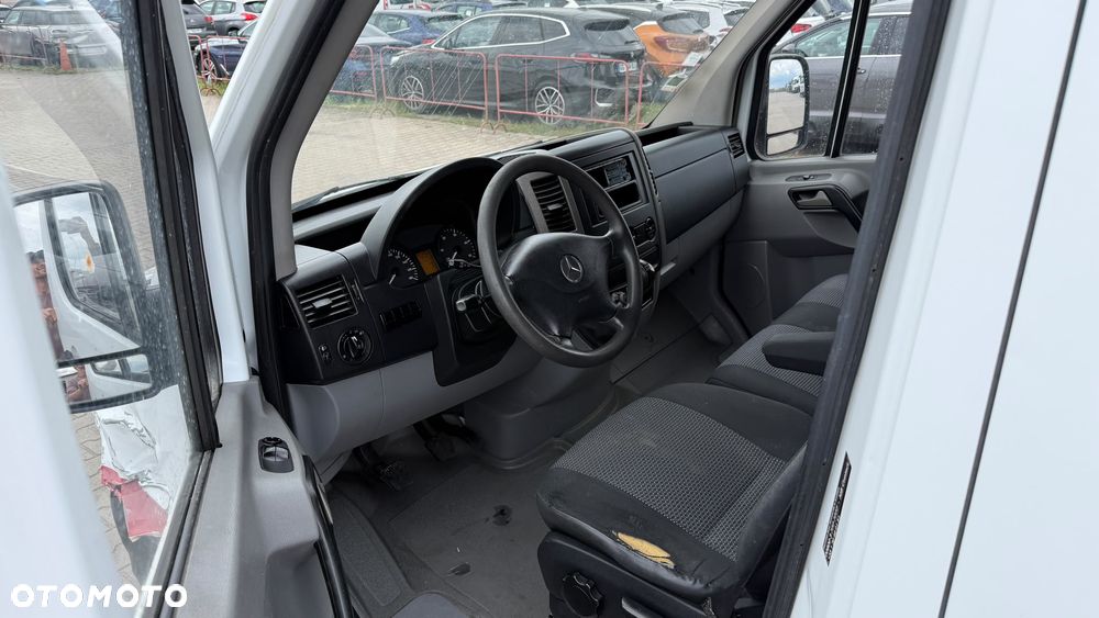 Mercedes-Benz Sprinter - 8
