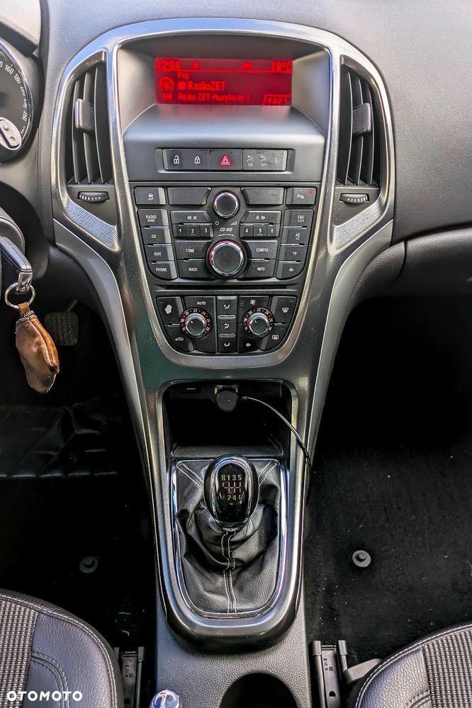 Opel Astra 1.4 T Cosmo - 12