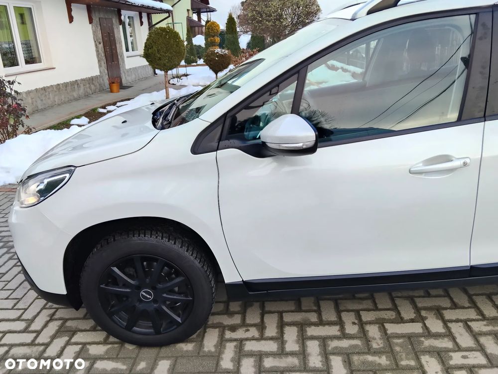 Peugeot 2008 PureTech 82 Allure - 24