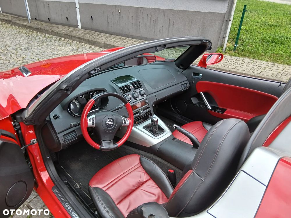 Opel GT 2.0 Turbo - 13