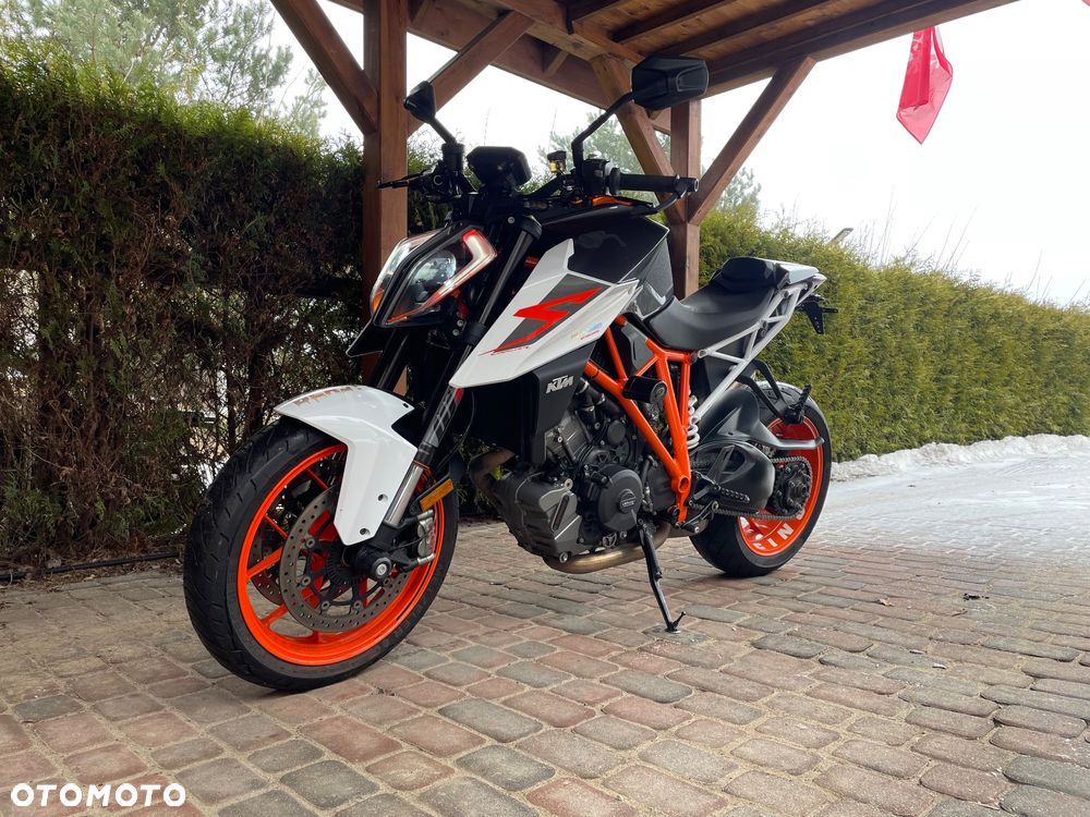 KTM Super Duke - 10