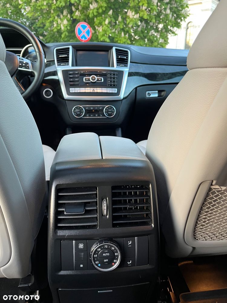 Mercedes-Benz GL 450 4Matic 7G-TRONIC - 14