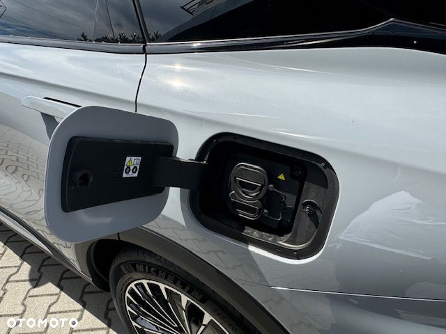 Omoda 9 1.5 Super Hybrid Exclusive AWD - 5