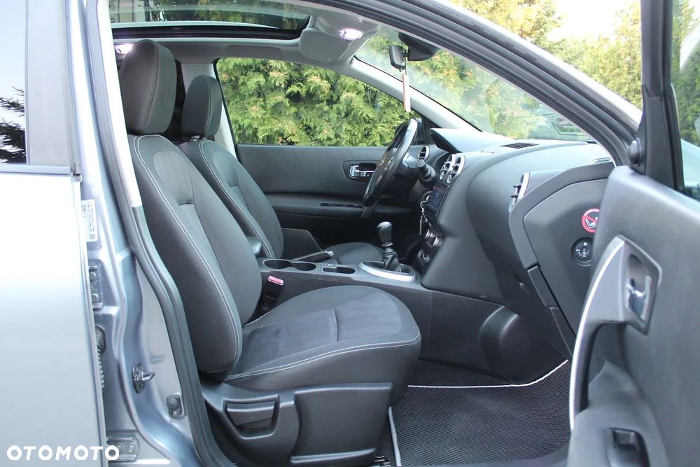 Nissan Qashqai 2.0 dCi Tekna - 22