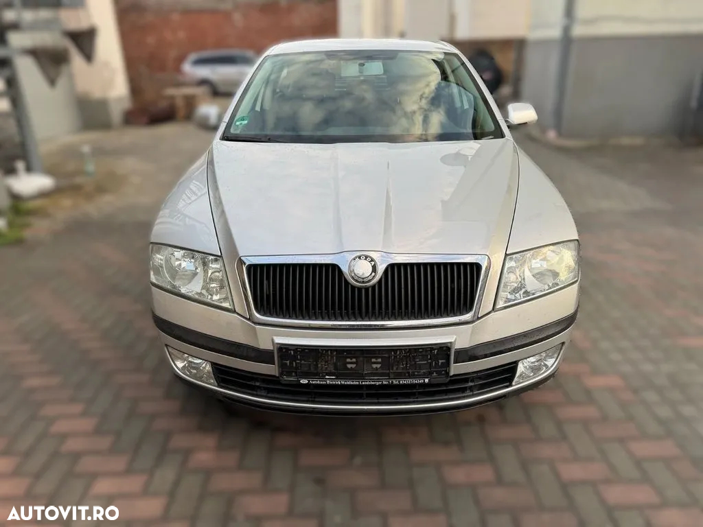 Dezmembrari / Dezmembrez SKODA OCTAVIA 2 - 2