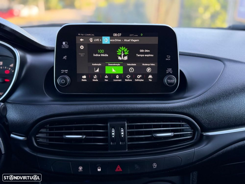 Fiat Tipo Station Wagon 1.3 M-Jet Lounge - 31