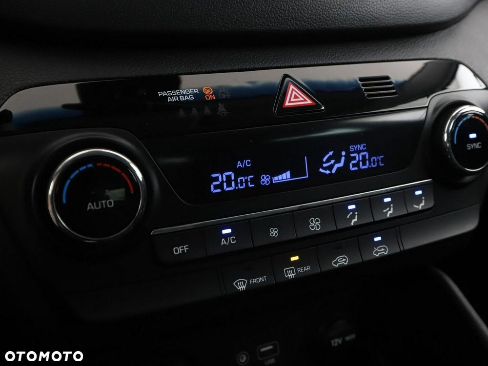 Hyundai Tucson 1.7 CRDI BlueDrive Style 2WD - 27