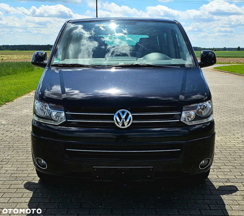 Volkswagen Multivan - 8