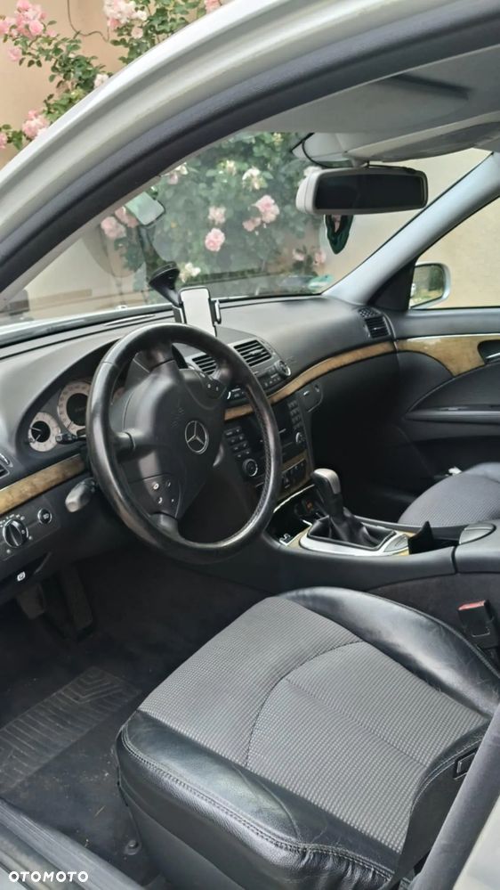 Mercedes-Benz Klasa E 200 Kompressor T Avantgarde - 10