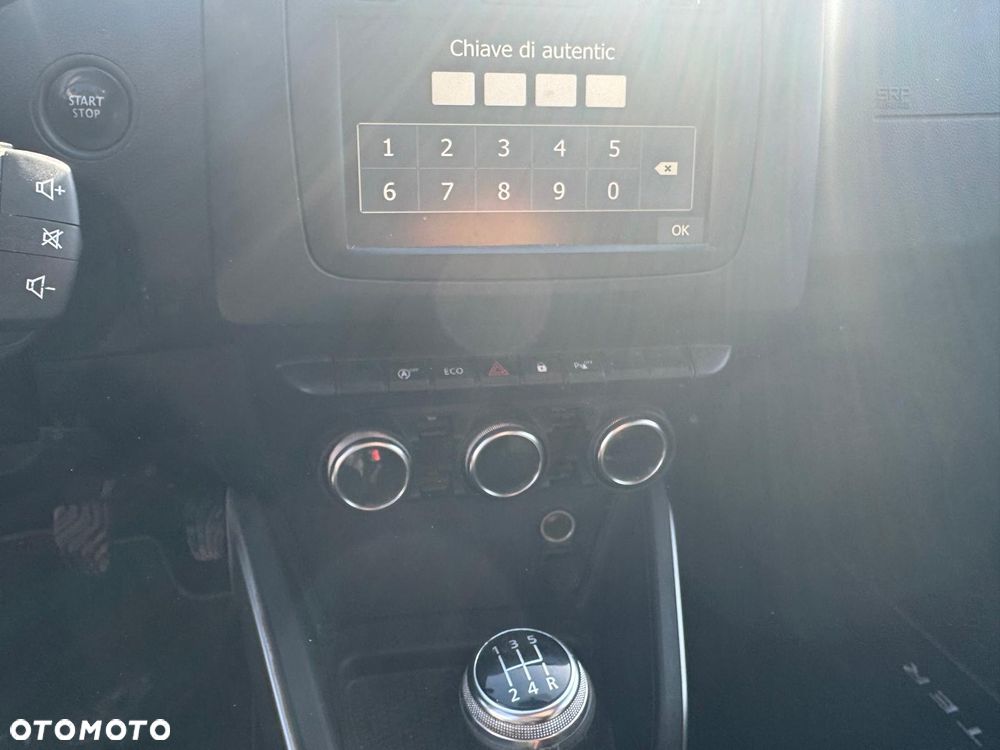 Dacia Duster 1.6 SCe Comfort - 14