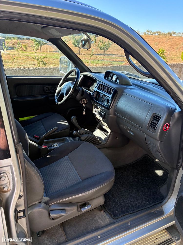 Mitsubishi L200 2.5 TD Strakar ABS CD - 8