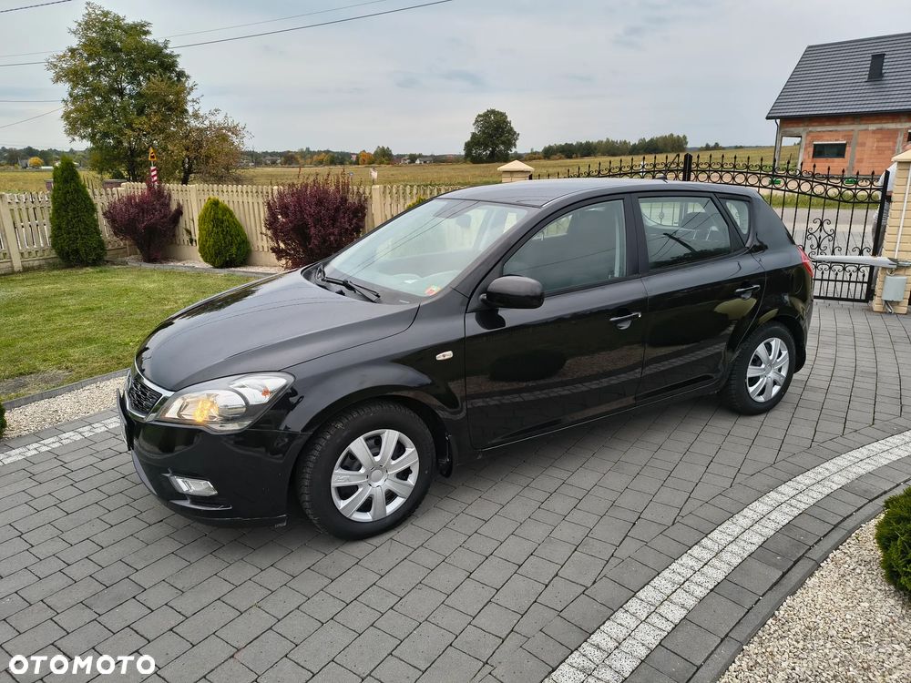Kia Ceed 1.4 CVVT Spirit - 12