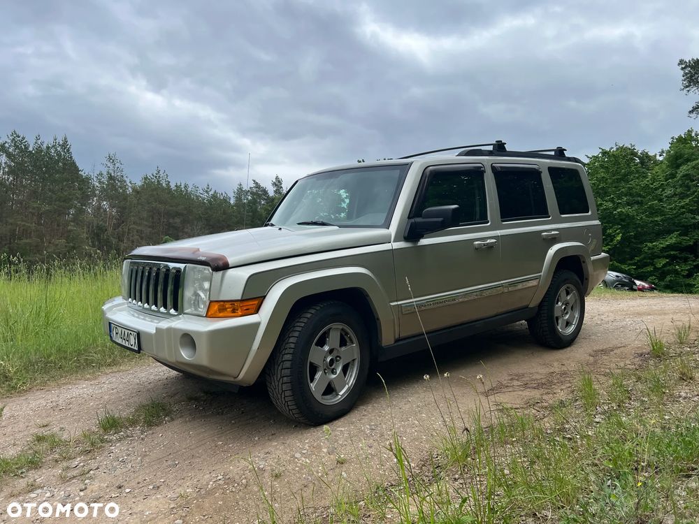 Jeep Commander - 4