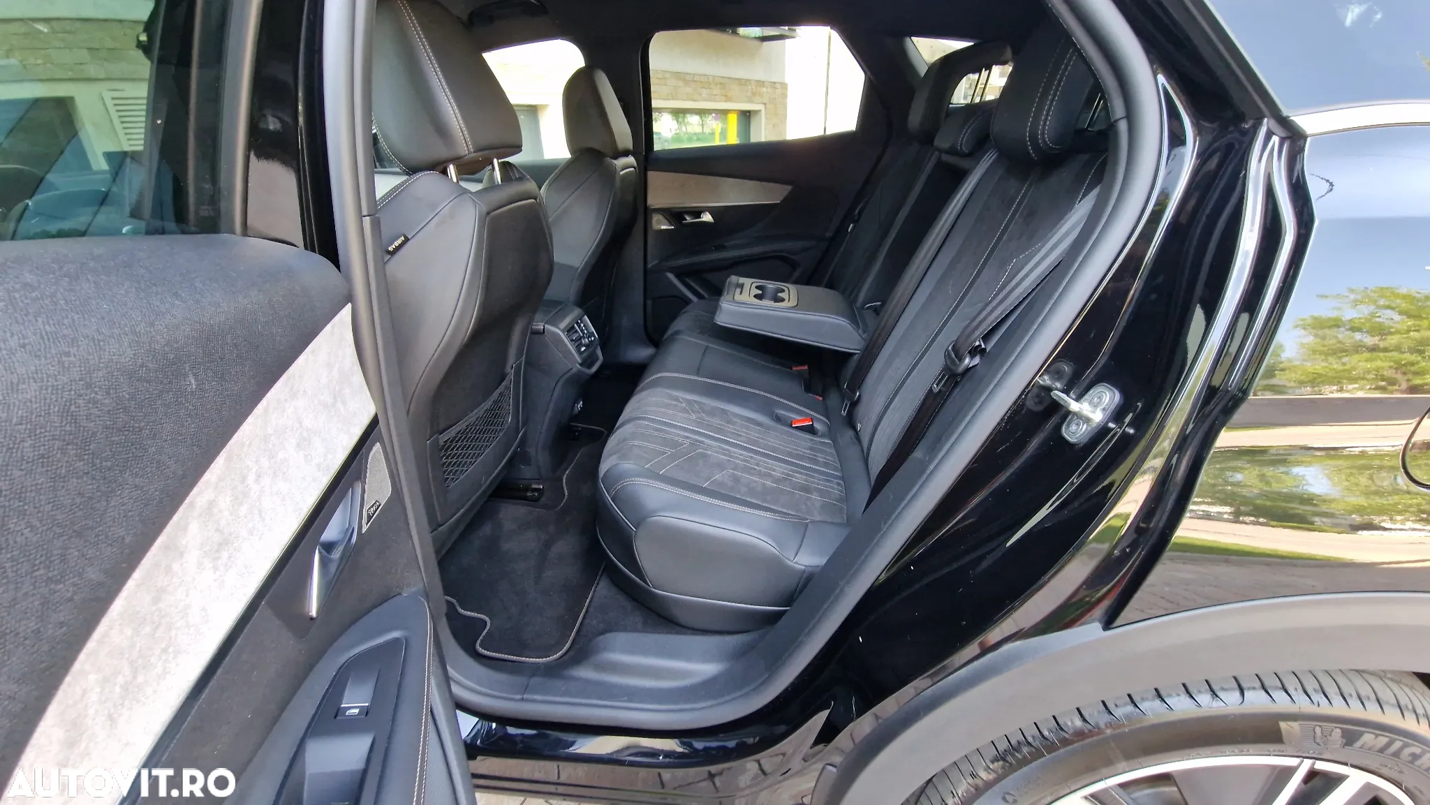Peugeot 3008 PHEV EAT8 GT Pack - 27
