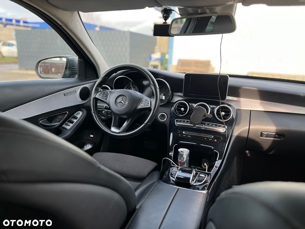 Mercedes-Benz Klasa C - 12