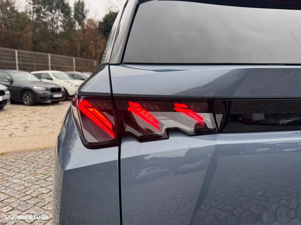 Peugeot E-5008 GT - 51