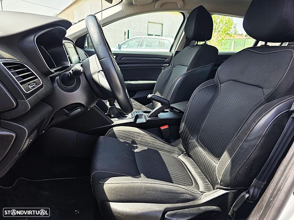 Renault Mégane Sport Tourer 1.5 Blue dCi Limited - 10
