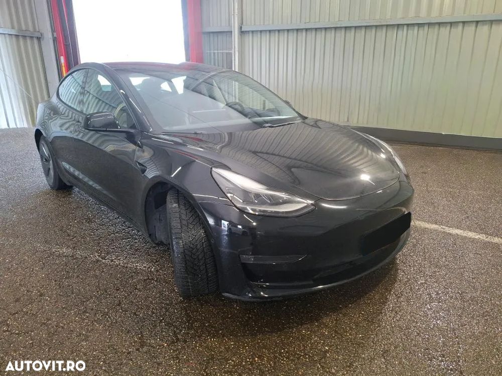Tesla Model 3 Langstreckenbatterie Allradantrieb Dual Motor - 3