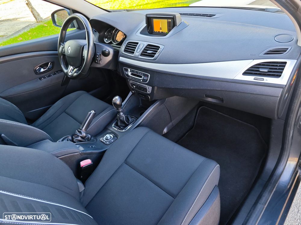 Renault Mégane Sport Tourer 1.5 dCi Dynamique S SS - 10