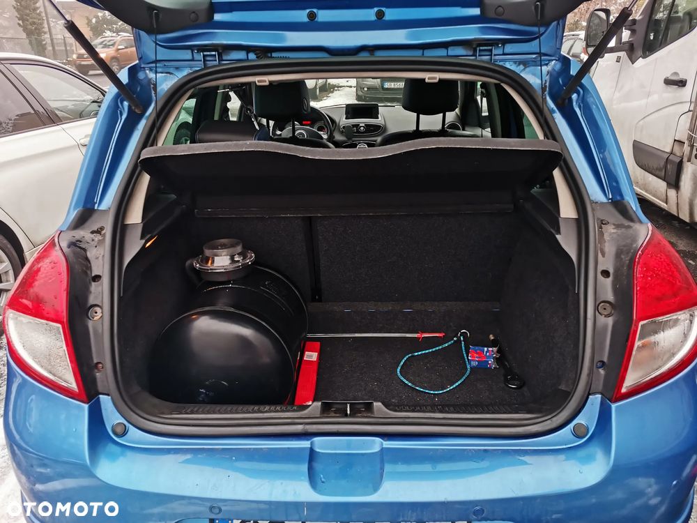 Renault Clio 1.6 16V 130 Gordini - 8